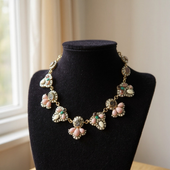Chloe + Isabel Vintage Necklace with Pink, Green & Crystal Accents - New✨ - Picture 1 of 4